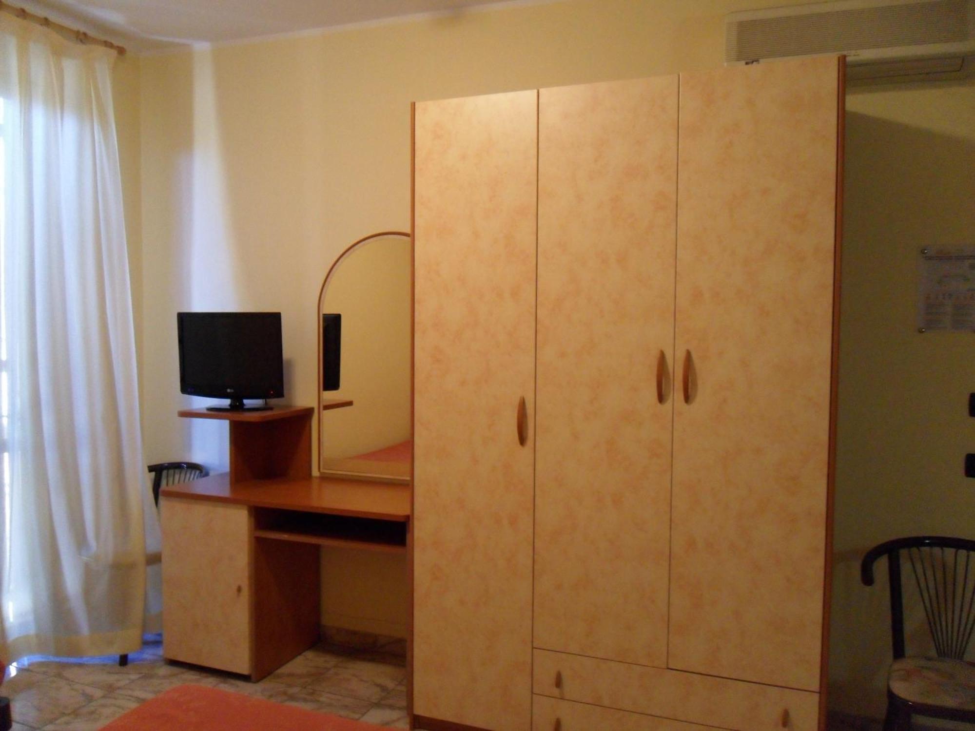 Hotel Formica Savignano sul Panaro Экстерьер фото